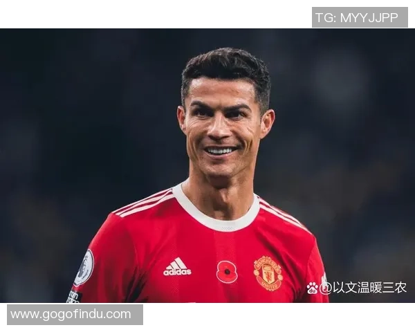 足球明星的象征与影响力探讨：从球场到生活的多重代表意义